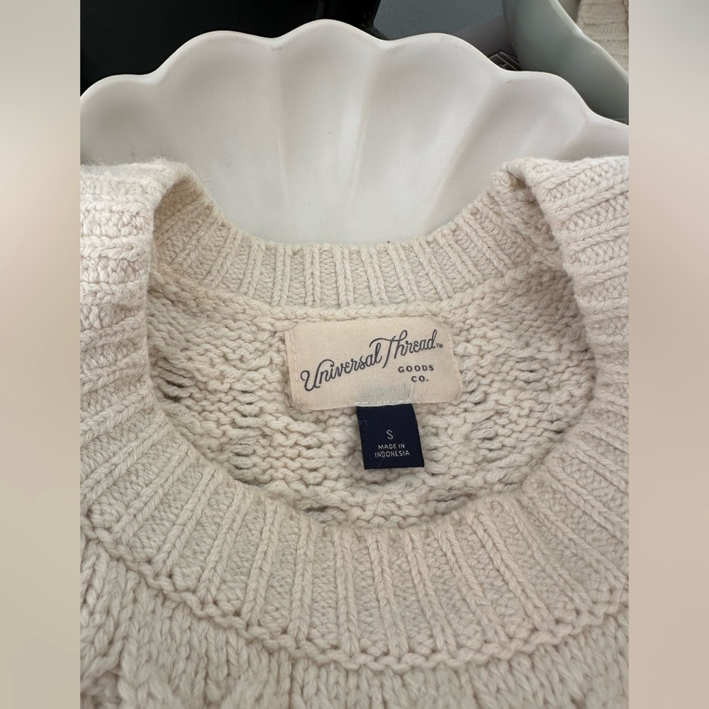 Universal Thread Cream Cable Knit Sweater - Picture 5 of 7